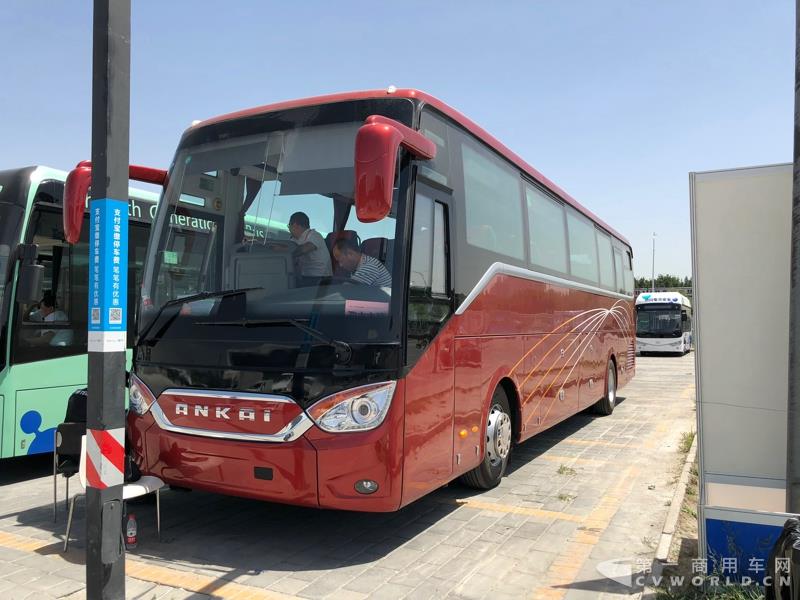 2018道路運(yùn)輸展探館第【3】張 安凱A9