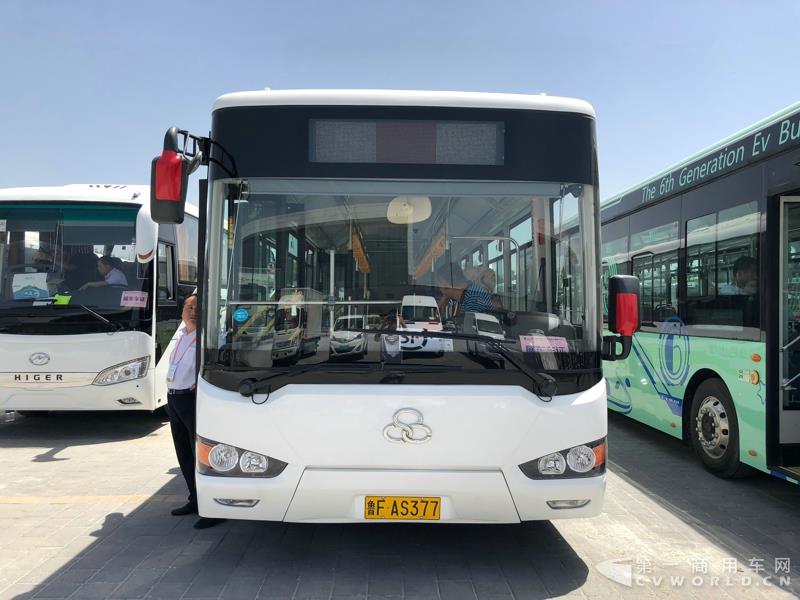 2018道路運(yùn)輸展探館第【59】張 舒馳純電動(dòng)公交車