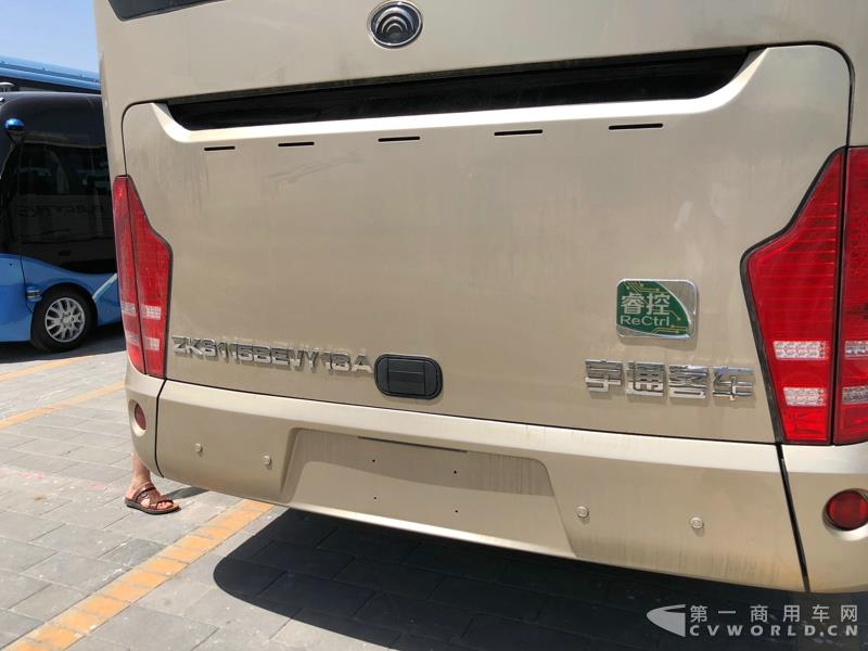 2018道路運(yùn)輸展探館第【68】張 宇通ZK6115公路客車