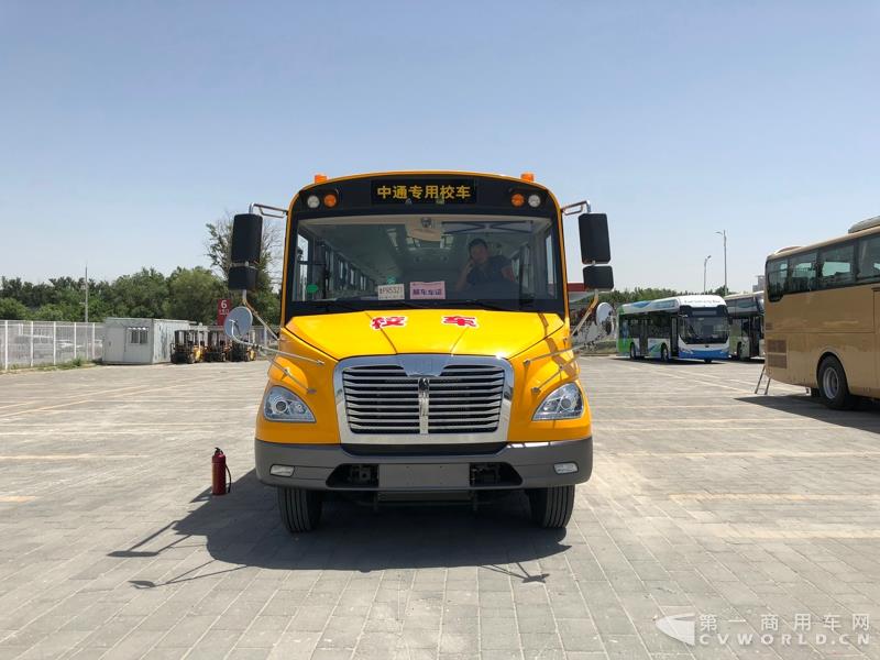 2018道路運(yùn)輸展探館第【78】張 中通專用校車